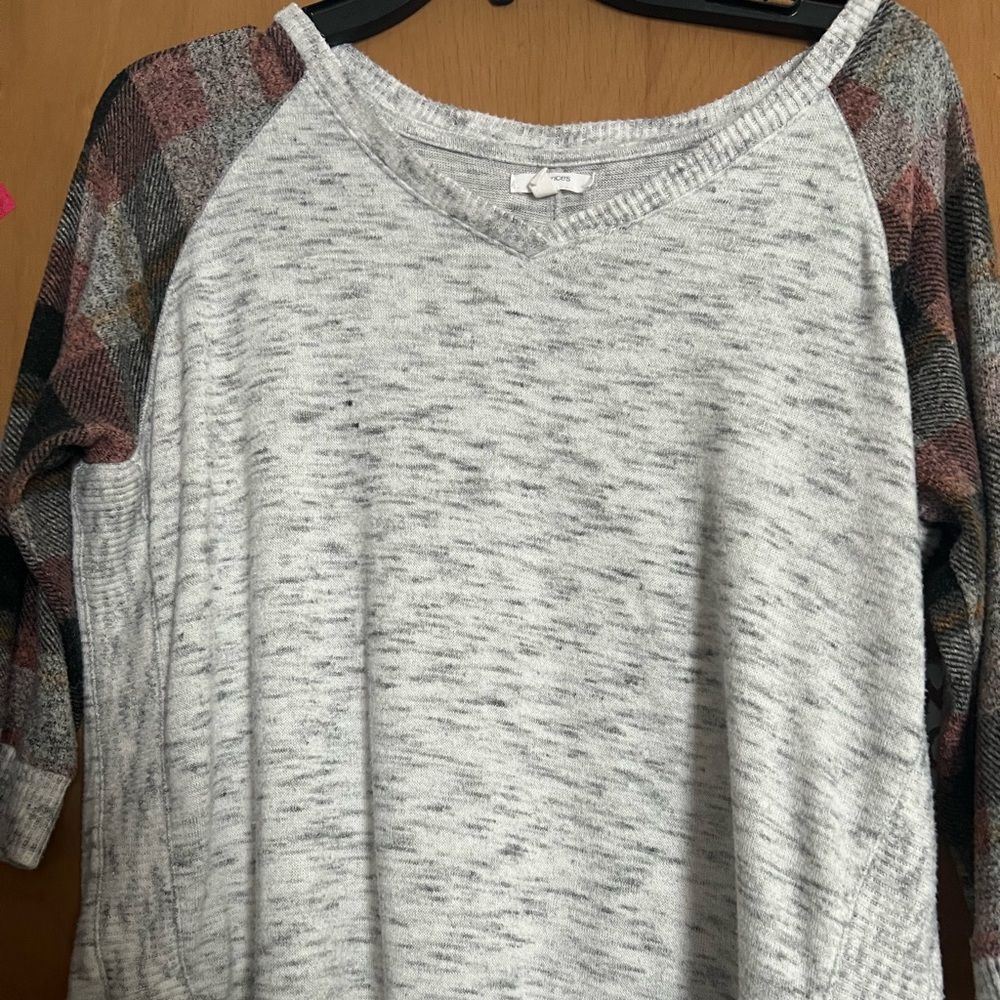 Ladies Maurice’s top